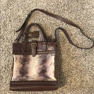 Pikolinos crossbody with fur